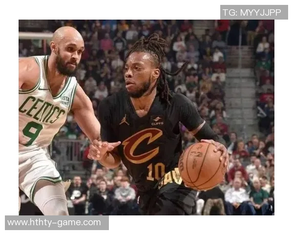 半场表现惨淡亨特仅得2分贾勒特阿伦更是低迷仅得4分